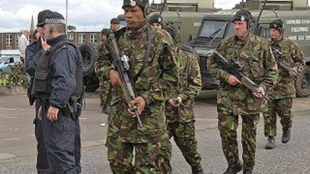 Reino Unido manda soldados para proteger las Malvinas