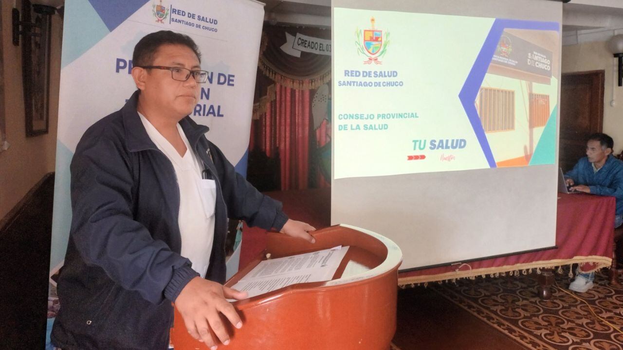 Director ejecutivo de la Red de Salud de Santiago de Chuco anunció que luego de realizar las desinfecciones a las instituciones educativas se van a desarrollar campañas de salud integral.