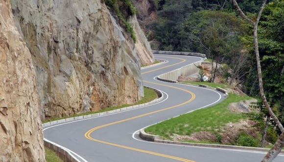 Este megaproyecto vial comprende la entrega en concesión de 900 kilómetros de vía que conectará las regiones peruanas de Junín, Huancavelica, Ica, Ayacucho y Apurímac. (Imagen referencial)