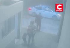 Arequipa: Cámara capta a ladrones apuntar con armas a comerciantes y sus hijos para robar S/60 mil