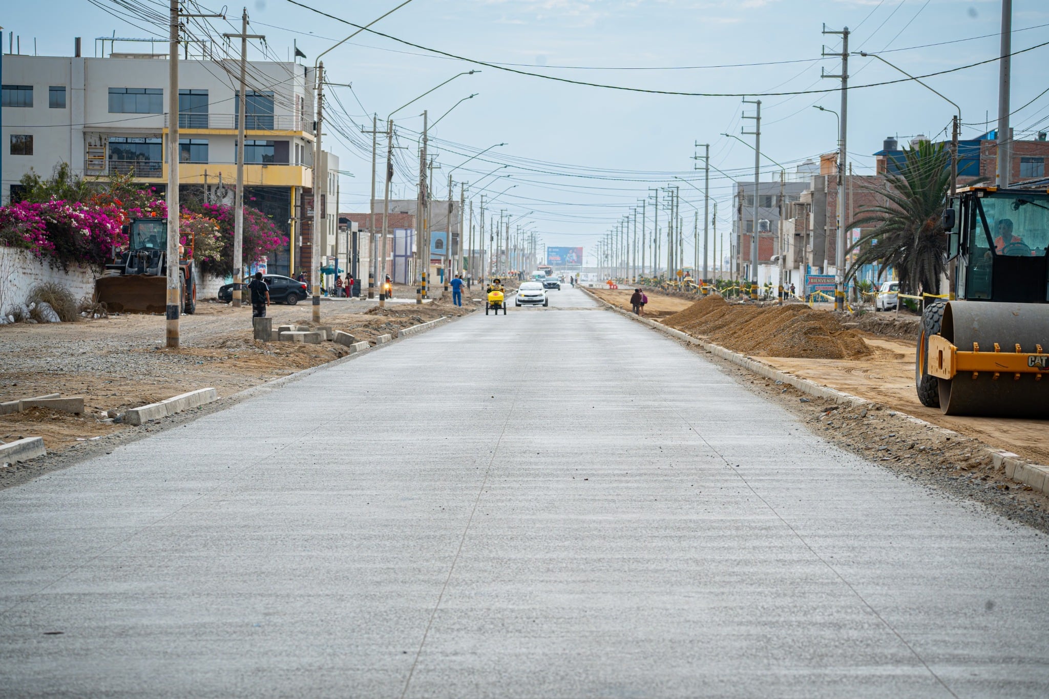 Trabajos, valorizados en S/ 121 millones, presentan demoras por falta de liquidez de la empresa e interferencias de líneas eléctricas y de telefonía.