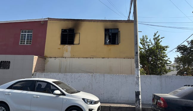 Ica: incendio destruye segundo piso de vivienda en la Unidad Vecinal