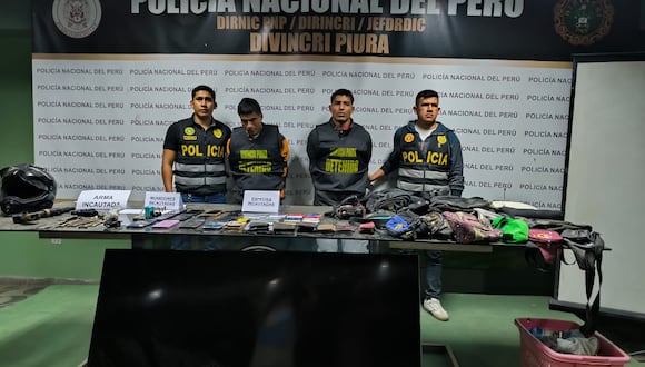 Policía captura a dos presuntos integrantes de la banda delincuencial "Los malditos de La Arena"