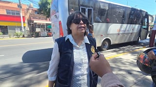 Arequipa: Intervienen a dos personas por colocar propaganda electoral (VIDEO)