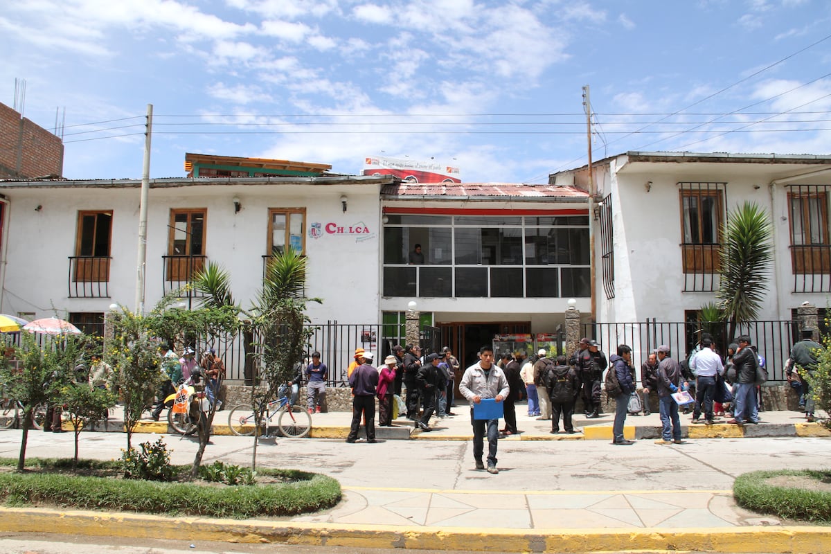 Fachada de la Municipalidad Distrital de Chilca. Fotos\Wilder Huaroc Mantari.