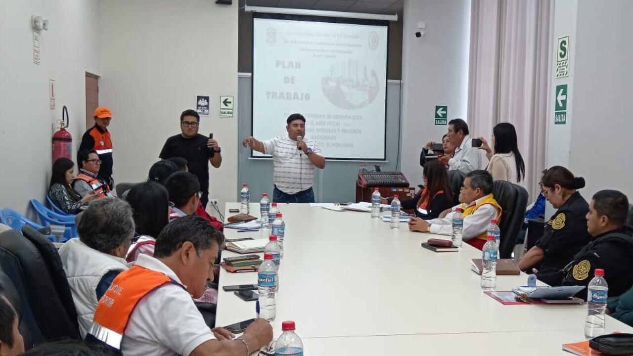 Así anunció Juan Carranza, alcalde del distrito zapatero, tras sostener reunión con el gobernador regional César Acuña.