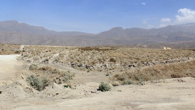 Arequipa: exhumarán 16 cadáveres COVID-19 de tierras de Cayma