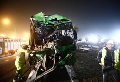 Cuatro turistas franceses heridos tras choque entre camión y bus en la Panamericana Sur