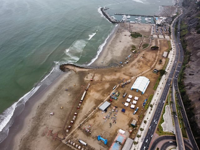 Cierran de la playa Agua Dulce por limpieza y fumigación (Foto: Julio Reaño/GEC)