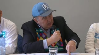 Rafael López Aliaga evita explicar cómo trasladaría la capital a Junín y responde con ataques