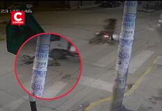 Joven de 18 años que viajaba en una motocicleta pierde la vida tras chocar con un camión, en Cajamarca