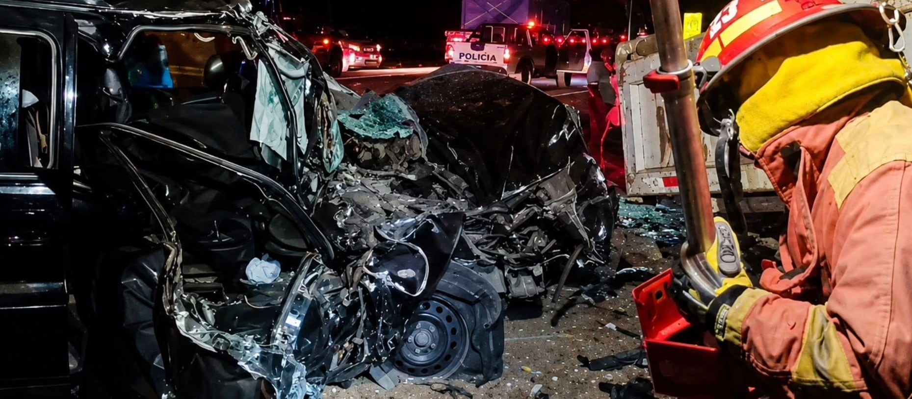 El accidente ocurrió en la carretera Panamericana Norte, a la altura de San Pedro de Lloc, en Pacasmayo. Cuatro personas resultaron heridas. Foto: El Vespertino.