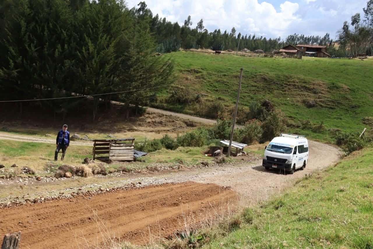Más de 1,500 familias se benefician con estos trabajos, especialmente aquellas vinculadas a la actividad agrícola, que utilizan esta vía para trasladar su producción y conectarse con diferentes puntos de comercialización.