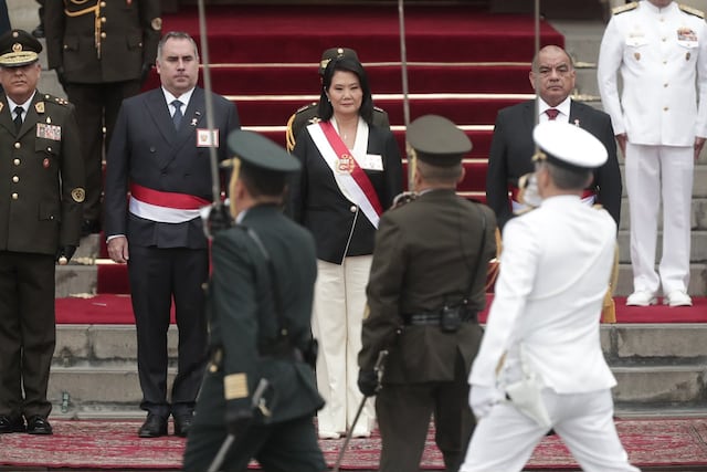 Keiko Fujimori es reconocida como jefa suprema de las FF. AA. (Fotos: Julio Reaño/GEC)
