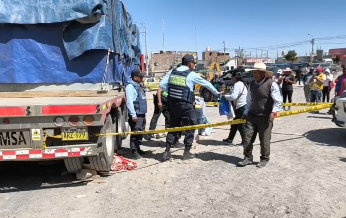 Madre del menor llegó al lugar del accidente de tránsito en Apipa