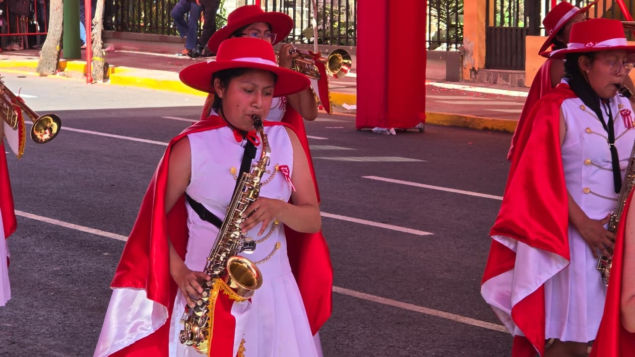 Desfile escolar Campeón de Campeones de la Ugel Arequipa Sur. (Foto: Yunsu Pariapaza/@photo.gec)