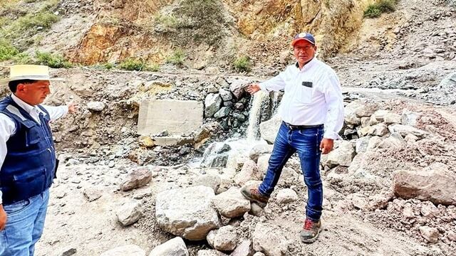 Cañón del Colca: Pobladores en riesgo por puente destruido por huaico