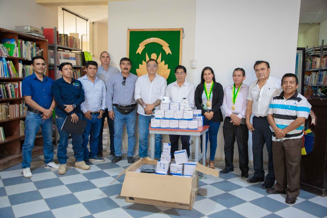 El paquete de estos artefactos tecnológicos incluye cámaras rotativas, fijas y de flash dual, las mismas que serán instaladas en puntos estratégicos de incidencia delictiva en el distrito y ayudarán a una mejor respuesta de Serenazgo y la PNP