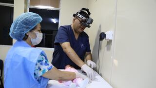 Piura: Médicos de EsSalud evitan ceguera de bebes prematuros