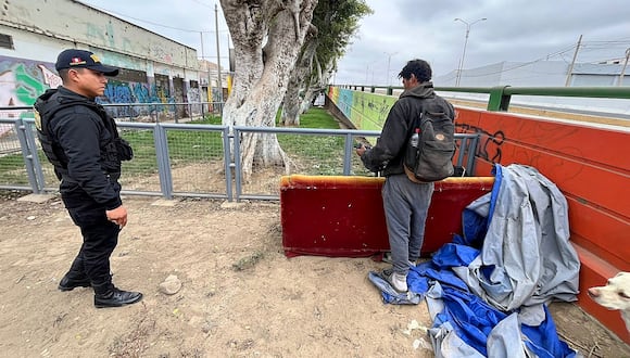 Serenos de la Municipalidad Provincial de Trujillo también desalojaron a individuos de nacionalidad extranjera que pernoctaban en un parque.