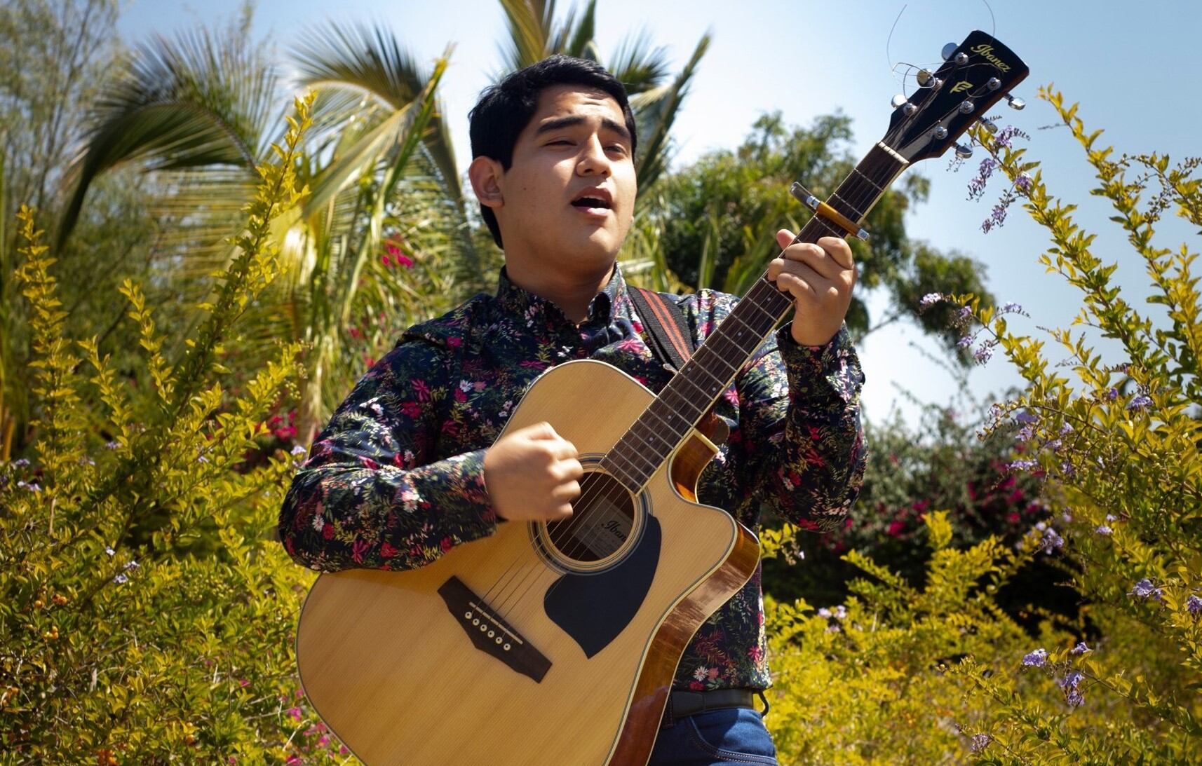 Tras una audición, fue aceptado en la prestigiosa universidad de música.