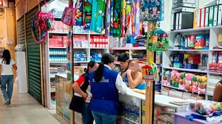 Piura: Supervisan venta de útiles escolares en el mercado para un retorno a clases seguro