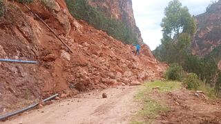 Derrumbe deja incomunicados a pueblos de Puños – Huamalíes