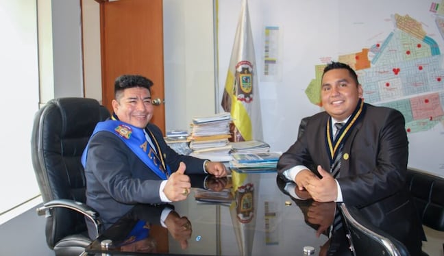 Es un corredor estratégico por el que diariamente transitan vecinos, transportistas y visitantes, facilitando la conexión entre ambos sectores.