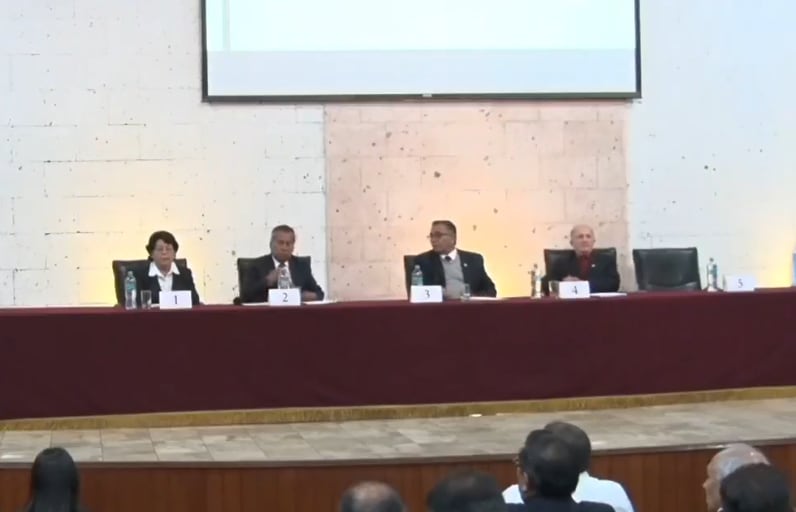 Candidatos a rector participaron anoche en un debate (Foto: Captura UNSA)