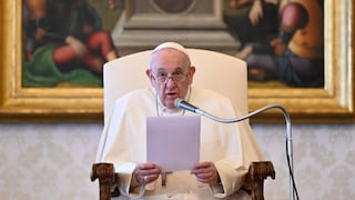 El papa Francisco critica decisión “política” de obispos para negar comunión a Joe Biden