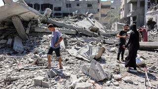 Israel destruye otro gran edificio de viviendas en ciudad de Gaza, el tercero en tres días