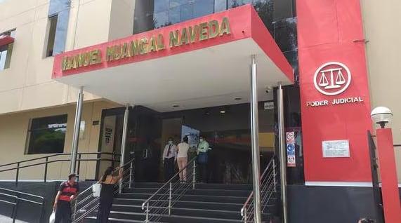 Parte de los implicados fueron funcionarios de confianza en municipalidades.