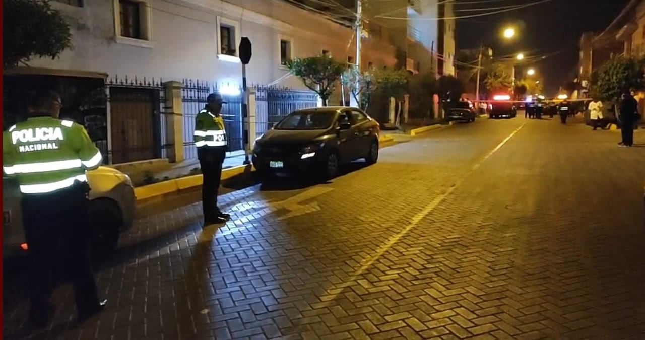 Repartidor murió desangrado en el distrito de Miraflores. (Foto: Pedro Torres)