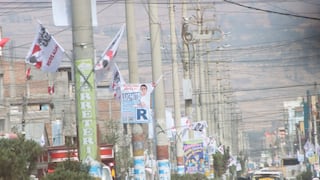 Candidatos de Chilca invaden postes de energía eléctrica con publicidad