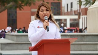 Rosa Mercedes Casavilca Condemarín asume como nueva prefecta regional de Ica