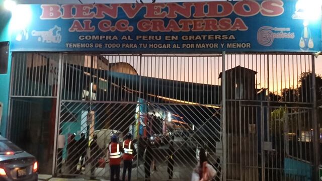 Clausuran terminal de transporte GRATERSA en Arequipa por minivanes informales