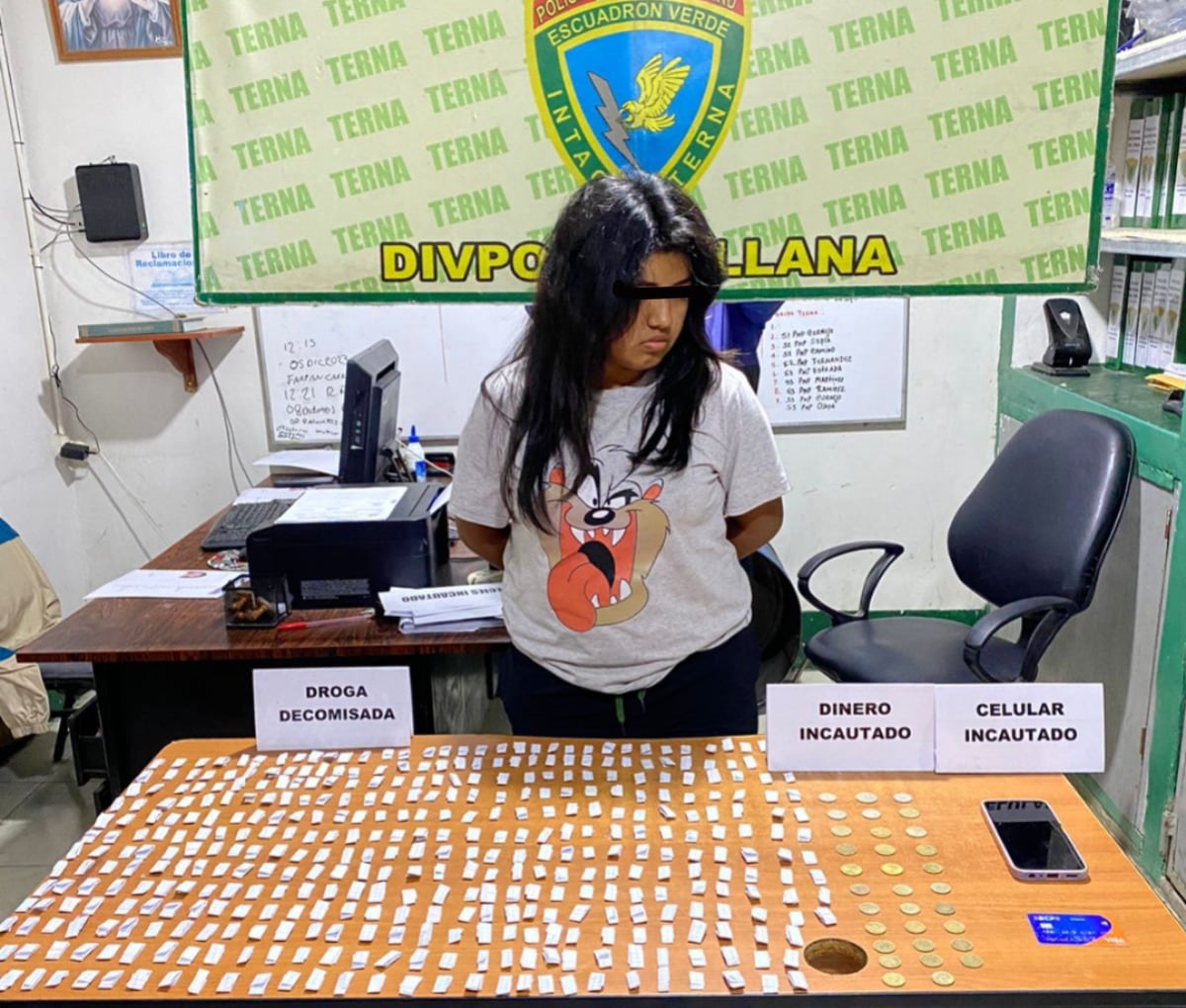 Joven fue detenida por la policía