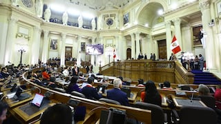 Nuevo Senado: Juramentos de todo tipo y caídas
