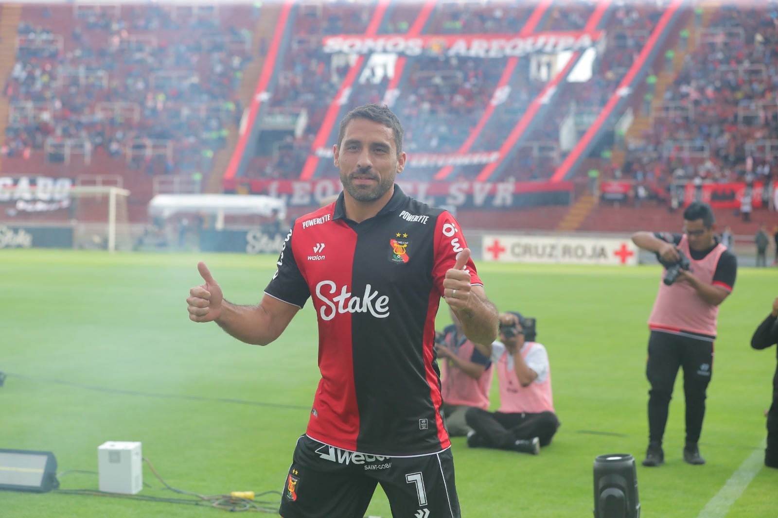 Cristian Bordacahar en la Tarde Rojinegra 2026 del FBC Melgar, en el estadio de la UNSA. (Foto: Omar Cruz/@photo.gec)