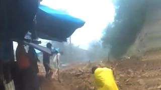 Piura: Un huaico casi sepulta una casa en Huarmaca