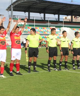 Copa Perú en el Cercado de Arequipa se desarrolla con normalidad. (Foto: Álvaro Figueroa/@photo.gec)
