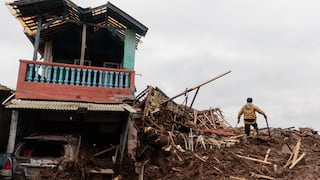 Indonesia: deslizamiento de tierra en Java deja 38 muertos y decenas de desaparecidos