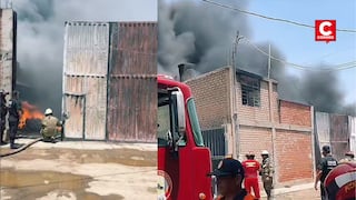 Incendio en almacén de plástico en Puente Piedra moviliza a más de 15 unidades de bomberos