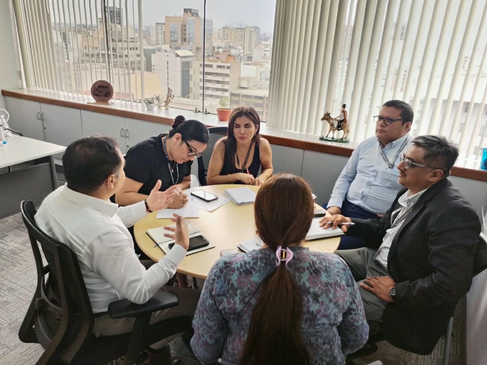 Espacio de trabajo articulado priorizará ejes en seguridad ciudadana, formalización minera, programas sociales y proyectos de inversión.