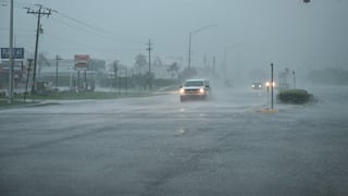 Emiten alerta de tornados para partes del sur de Florida por huracán Milton