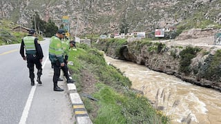 Tragedia en el Mantaro: familia que viajaba a votar cae al río y deja cuatro desaparecidos