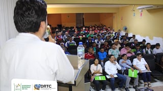 Ica: transportistas de Parcona reciben capacitación en normas de tránsito y manejo defensivo