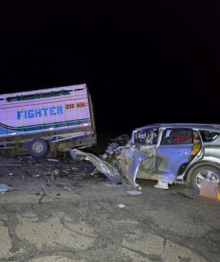 Puno: Choque frontal de vehículos deja cuatro muertos y un herido