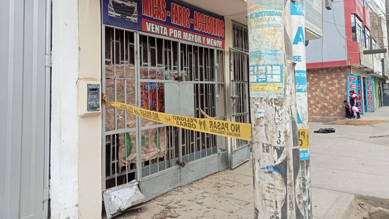 Delincuentes atentaron a balazos y con explosivos cuatro viviendas y un local comercial. Exigen cupos que van desde los S/ 10 mil hasta los S/ 20 mil.