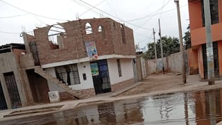 Ica: colapso de desagüe en la avenida Prolongación Grau genera riesgo sanitario